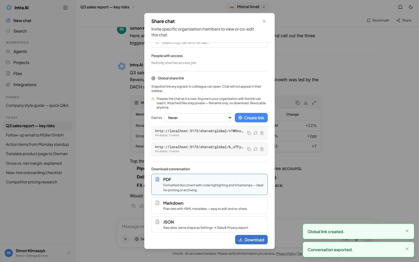 Der Bereich „Konversation herunterladen" im Teilen-Dialog mit den Formatoptionen PDF, Markdown und JSON als Auswahlschaltflächen sowie einer Schaltfläche „Herunterladen"