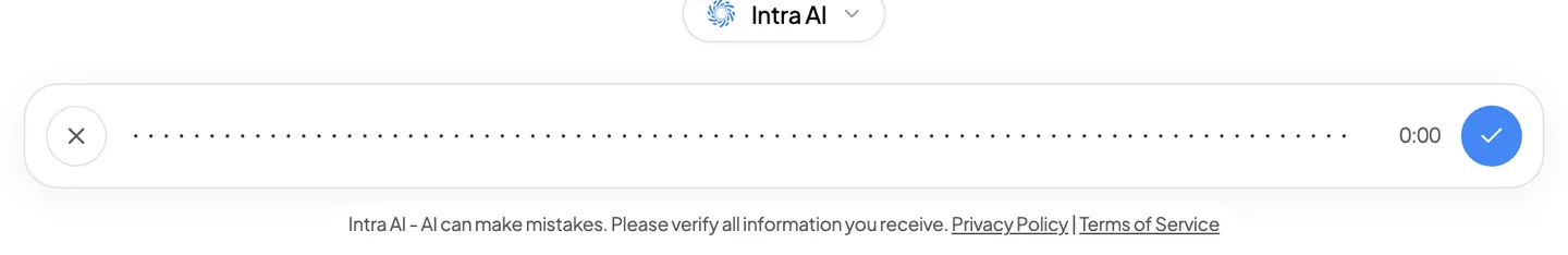 Das Eingabefeld während der Aufnahme mit der Live-Wellenform, einer Zeitanzeige sowie Abbrechen- und Bestätigen-Schaltflächen